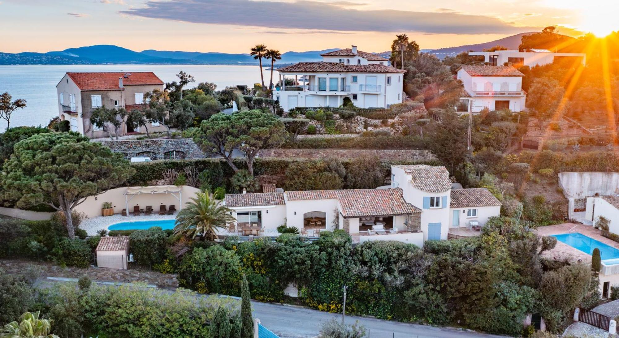 Superbe Villa, Incroyable Vue Mer, Piscine Chauffee, Climatisee Sainte-Maxime Dış mekan fotoğraf