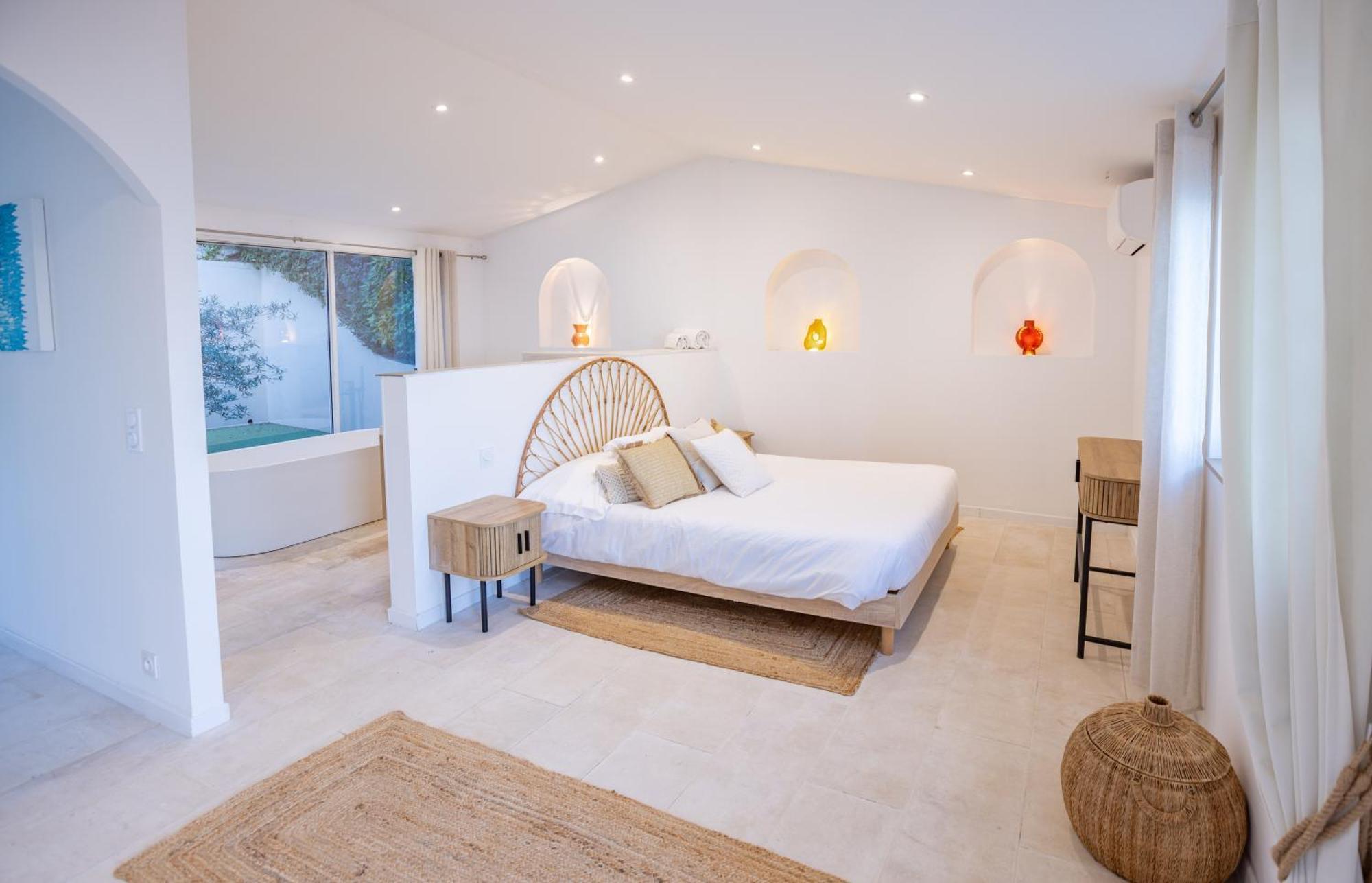 Superbe Villa, Incroyable Vue Mer, Piscine Chauffee, Climatisee Sainte-Maxime Dış mekan fotoğraf